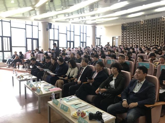 5baee0b7df7a7.jpg 149091648.jpg